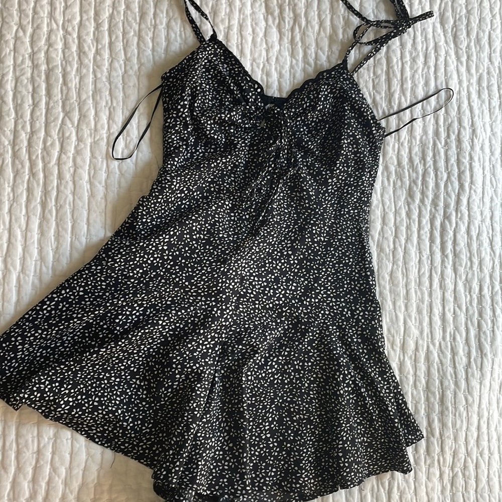 Princess Polly Rada romper - Picture 2 of 2